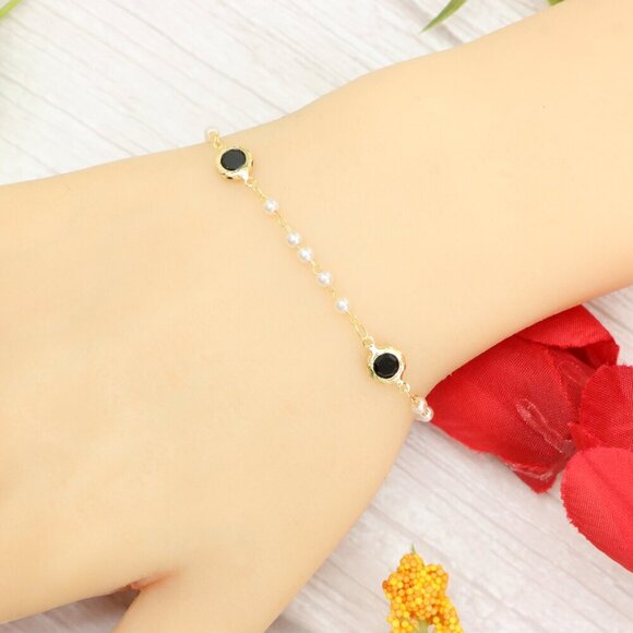 "Trendy Handmade Bracelet – A Thoughtful Gift for Girls & Women | UNVRC1422 - Picture 10 of 10